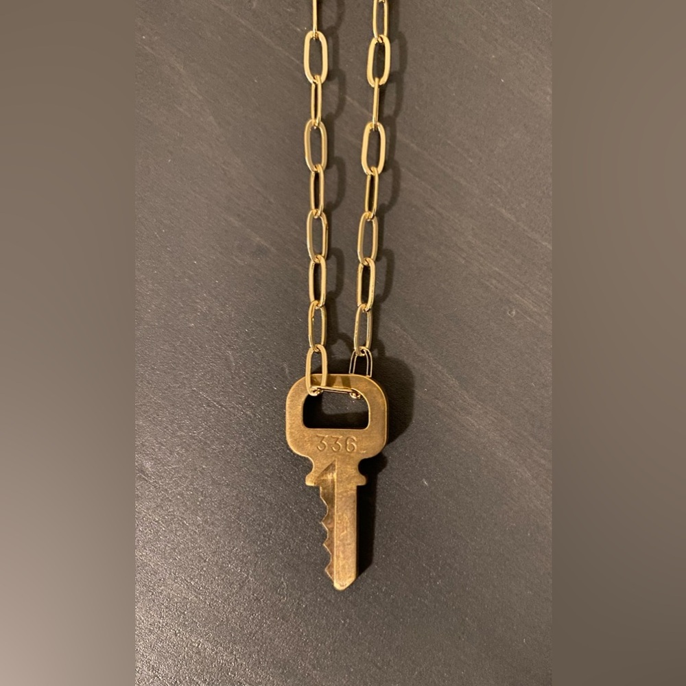 #336 Louis Vuitton LV Lock & Key - Picture 4 of 6